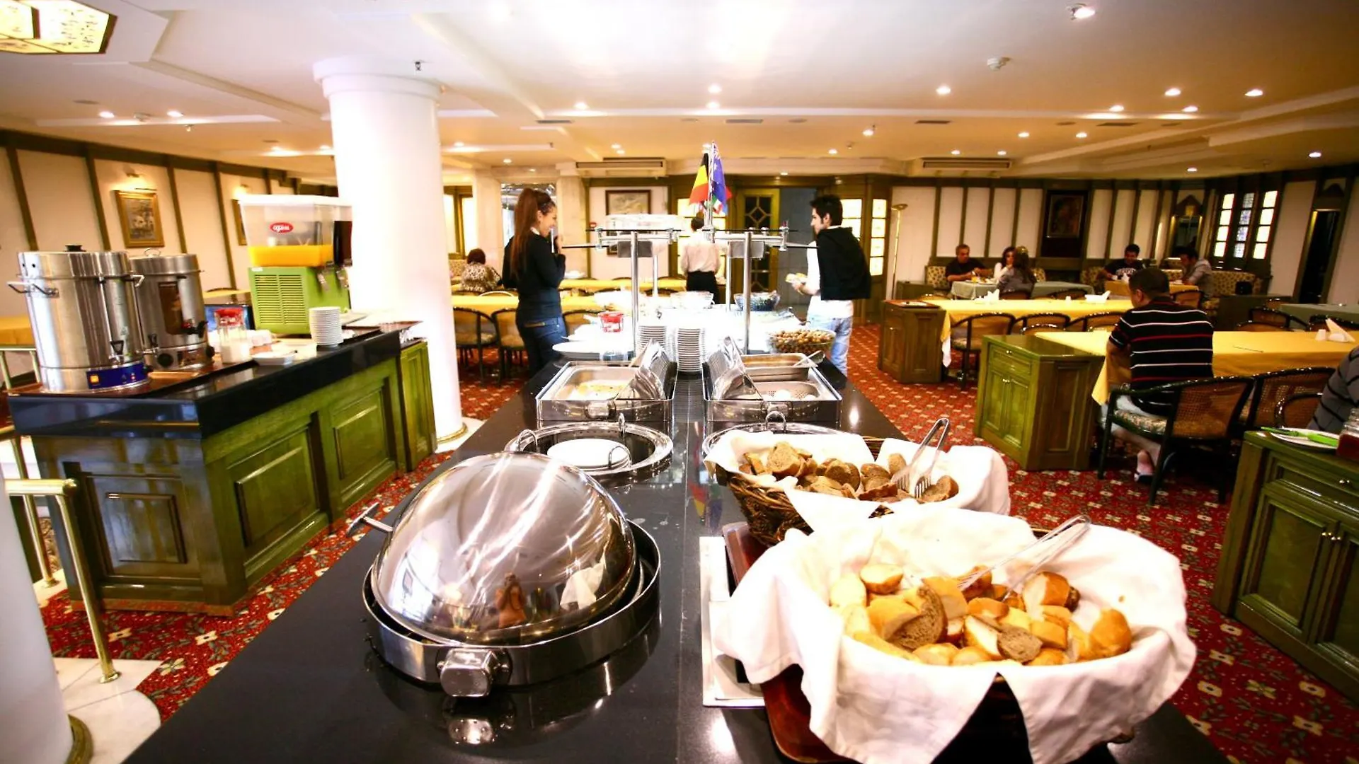 Istanbul Royal Hotel