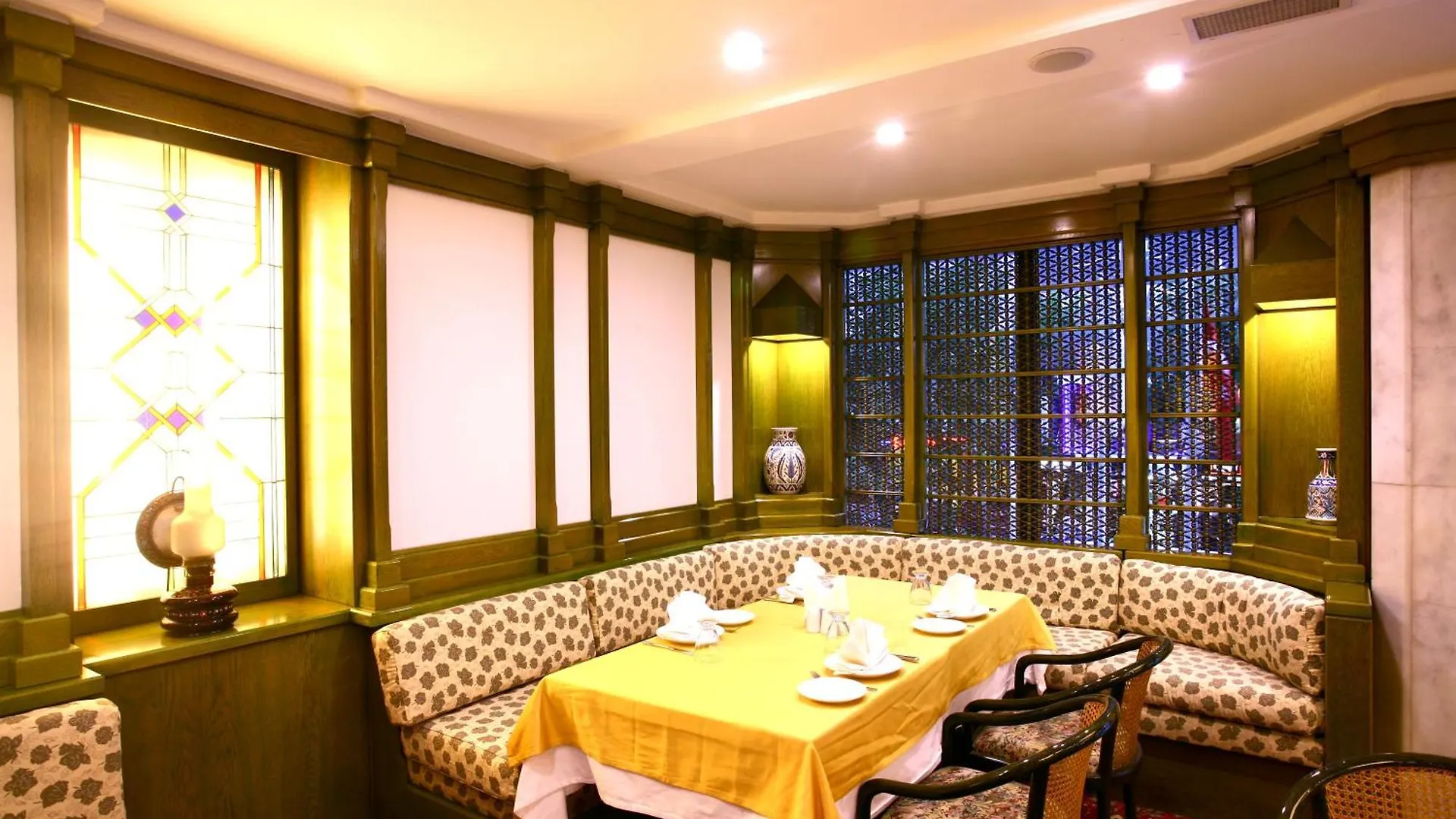 Istanbul Royal Hotel