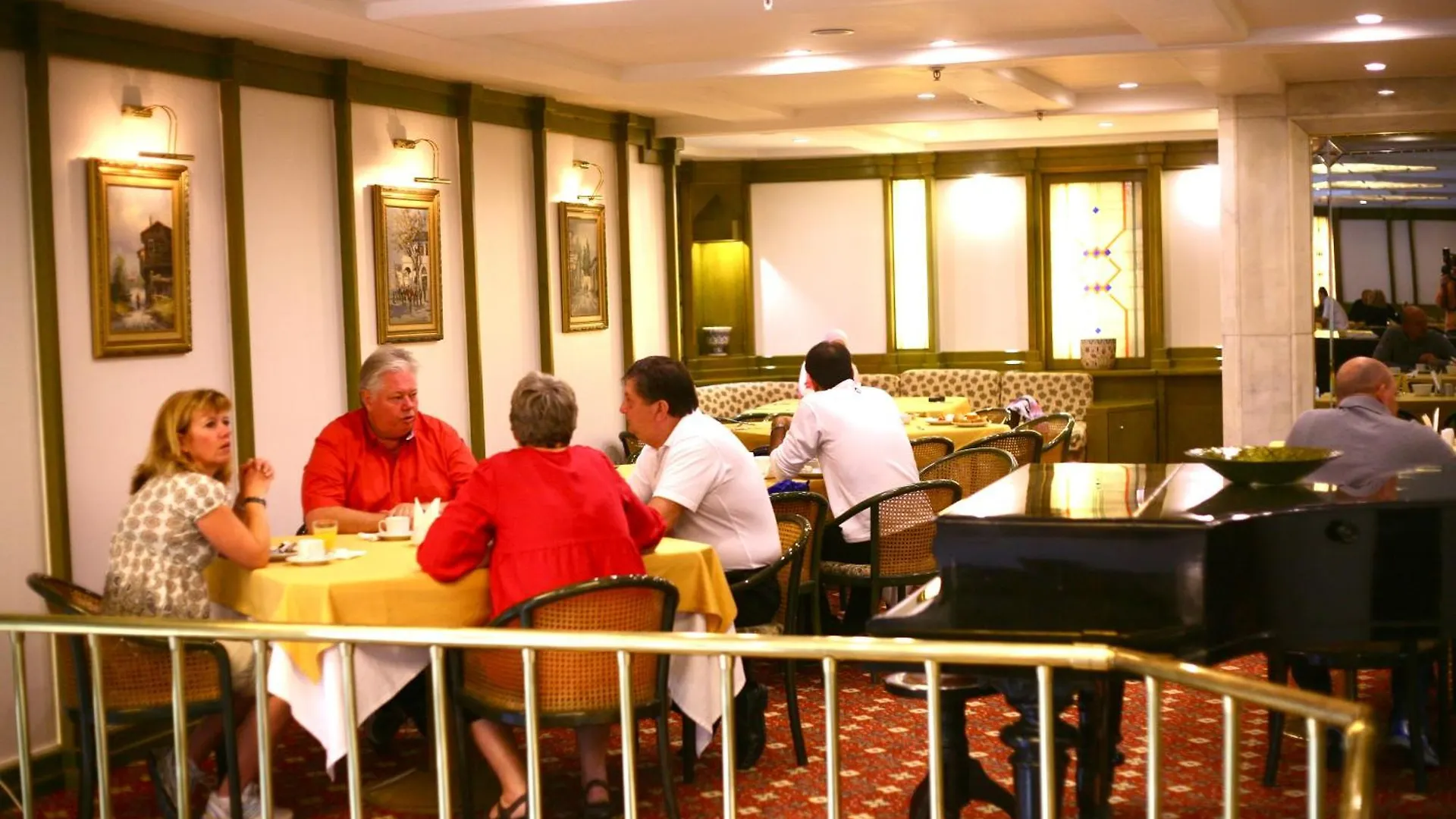 ****  Istanbul Royal Hotel טורקיה