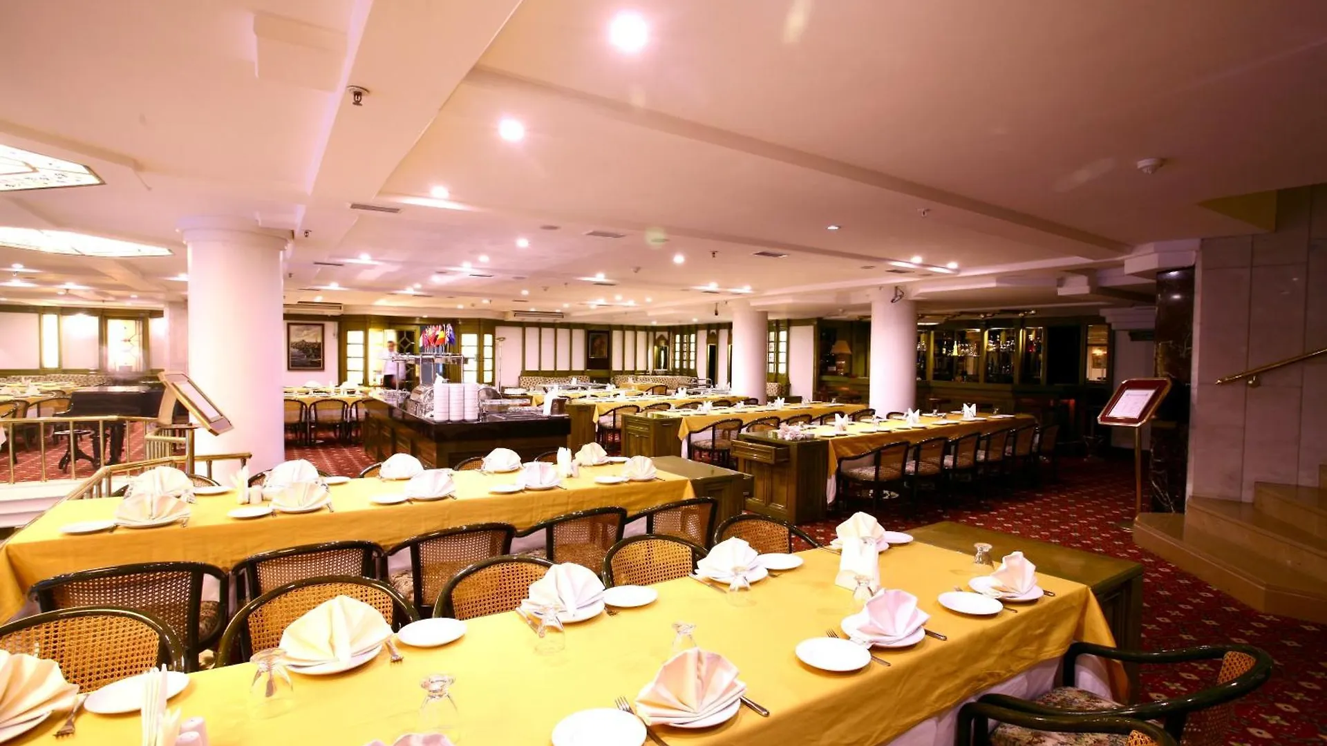 Istanbul Royal Hotel