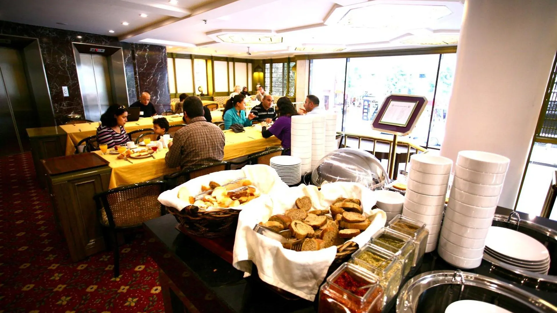 ****  Istanbul Royal Hotel טורקיה