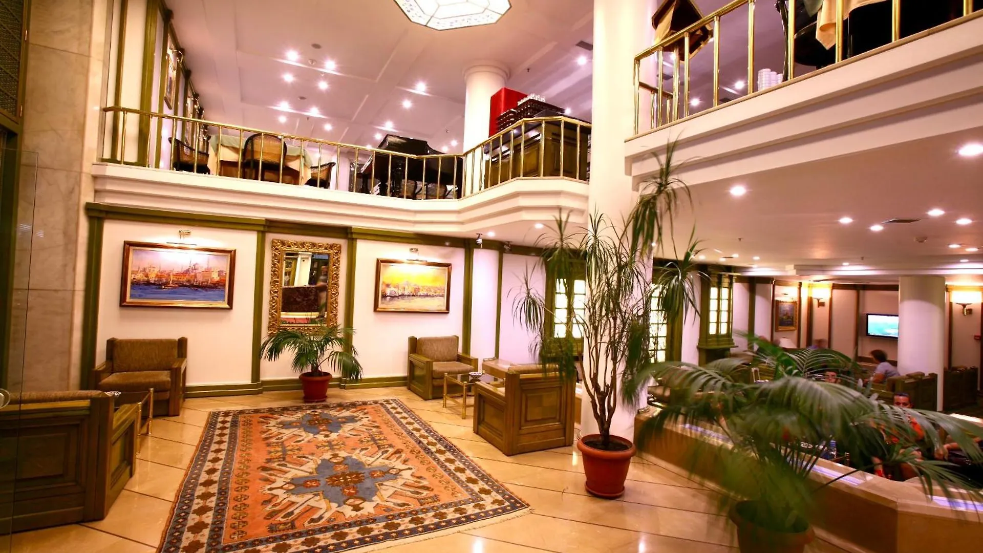 Istanbul Royal Hotel